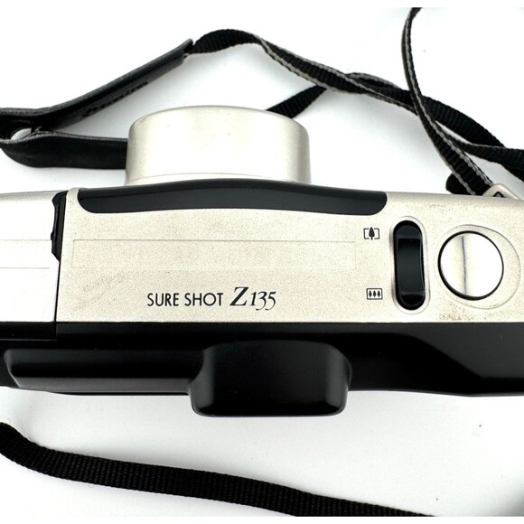 Canon Sure Shot Z135 35mm Point & Shoot Film Camera with Manual and bag - Picture 3 of 6